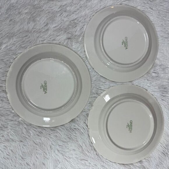 Vintage Set of 3 Oneida Espree Cream White China 8 3/8" Plates - Picture 9 of 11
